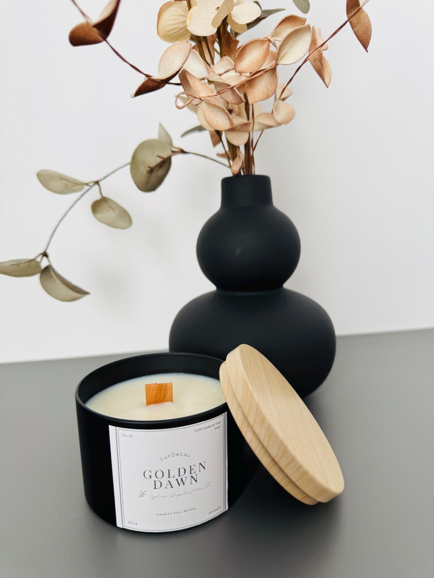 Golden Dawn - Lumânare Artizanală Turnată Manual din Ceară de Soia